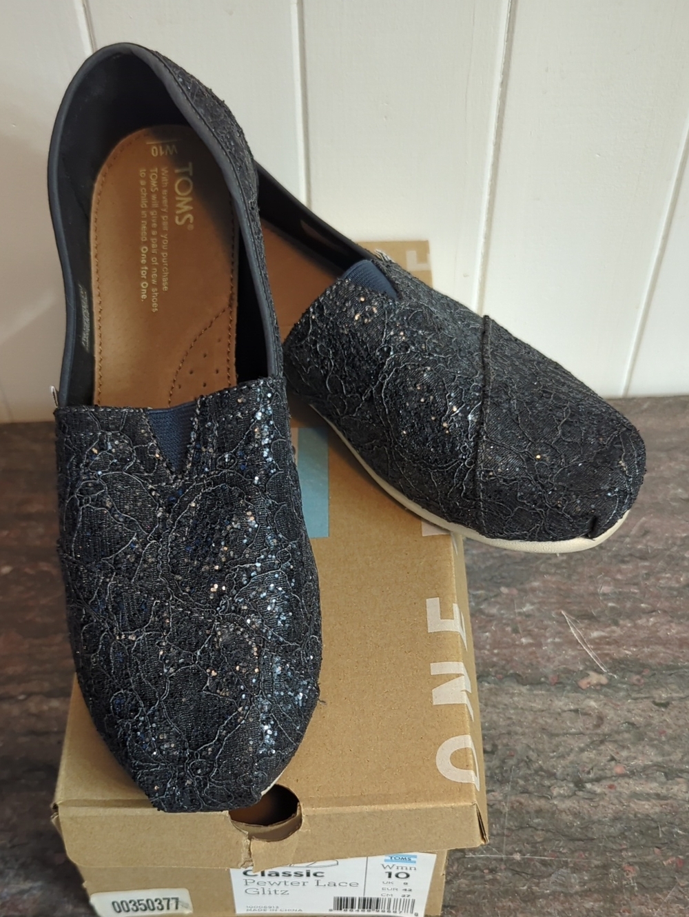Toms Women's Pewter Lace Sparkle Slip-On Flats